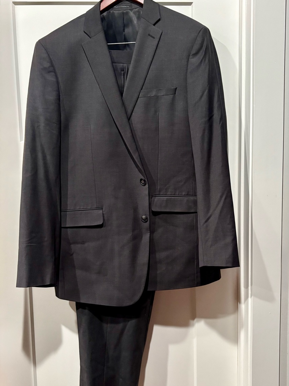 Calvin Klein Classic Men's Dark Gray Two-Button Suit Jacket